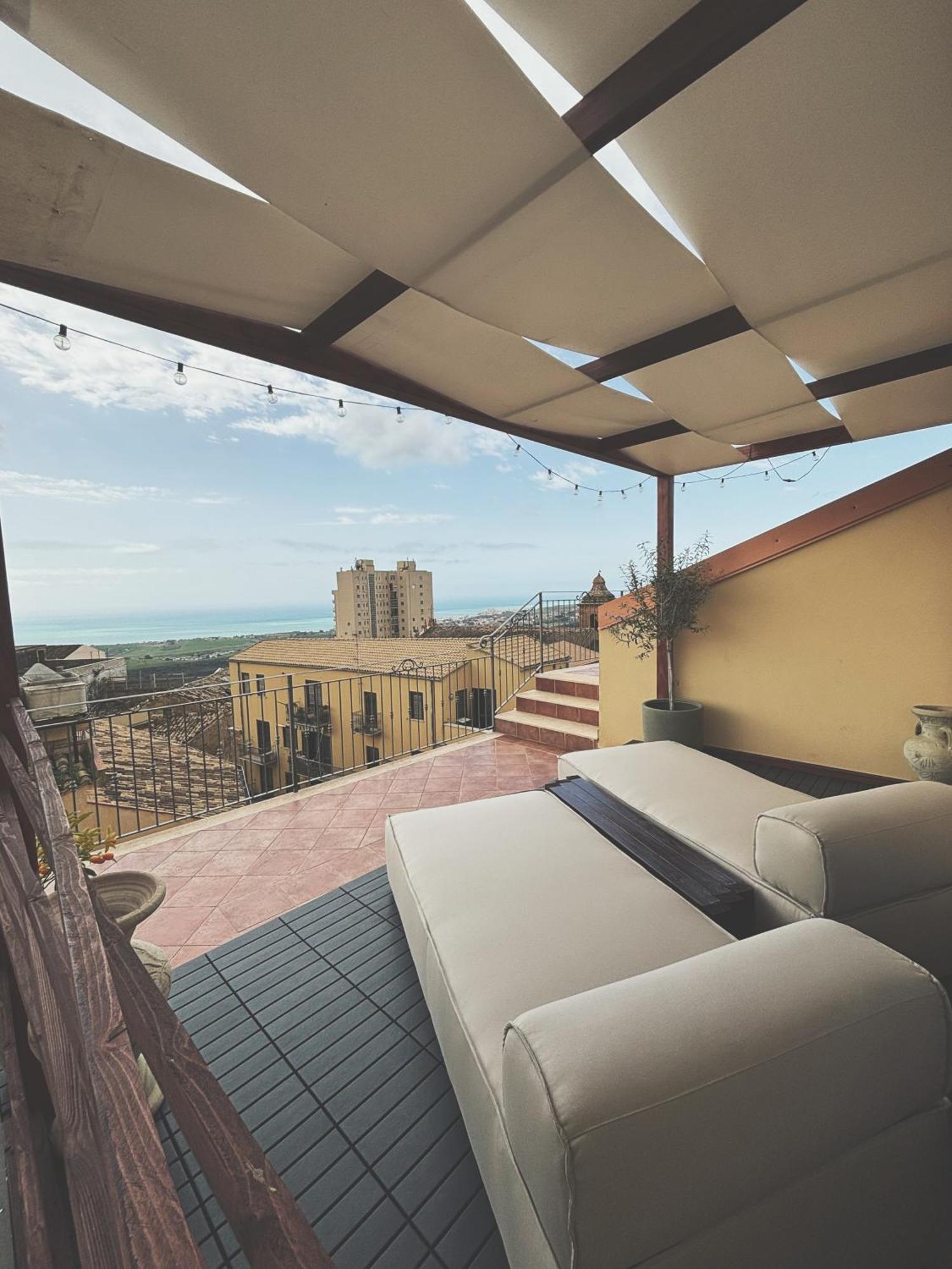 Hotel La Mennulara La Terrazza Del Centro Storico Agrigento Exterior foto
